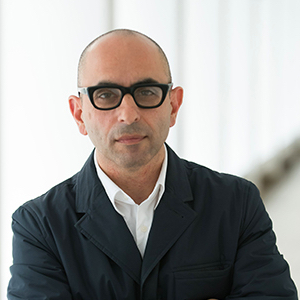 Nader Tehrani