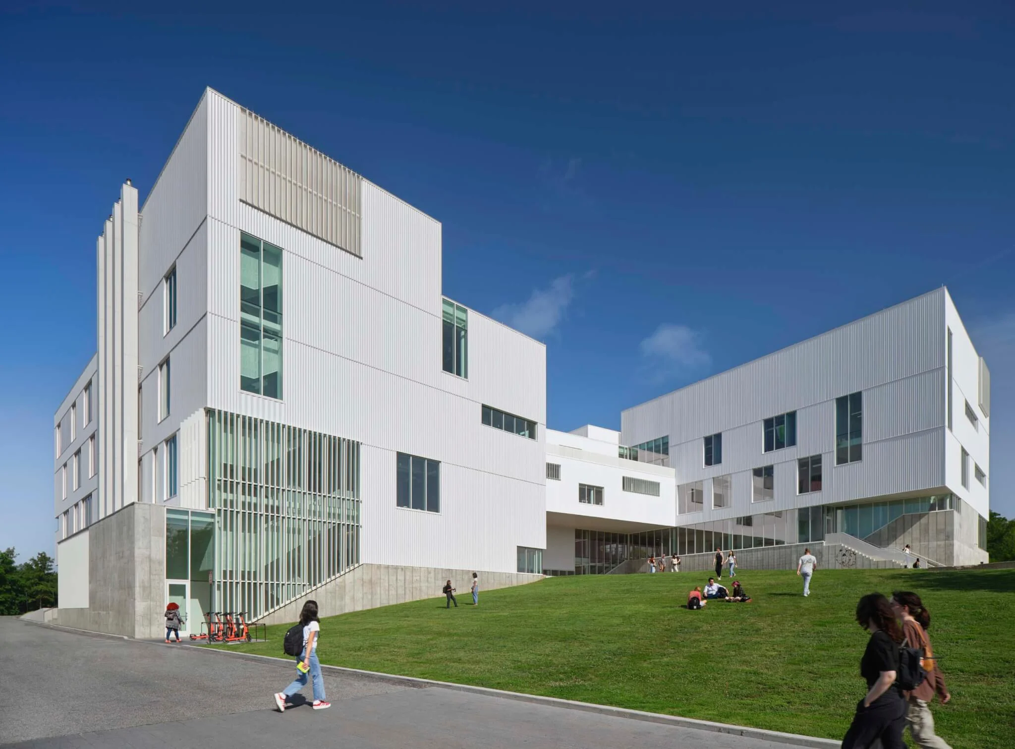 HGA faces University of Arkansas’s Windgate Studio + Design Center with corrugated metal