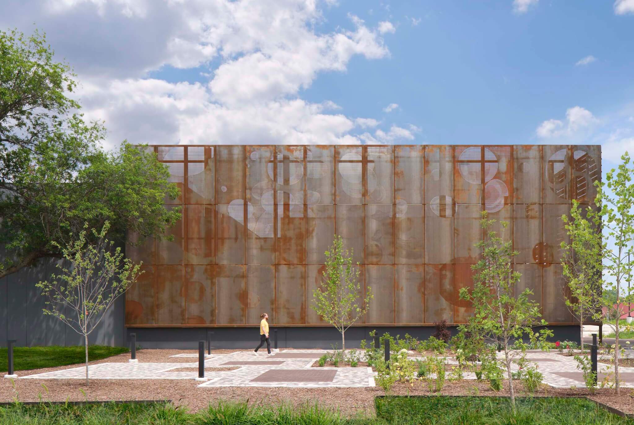 BNIM Architects used biology as inspiration for the new home of LifeServe Blood Center, with large spans of glazing to protect the building and its inhabitants
