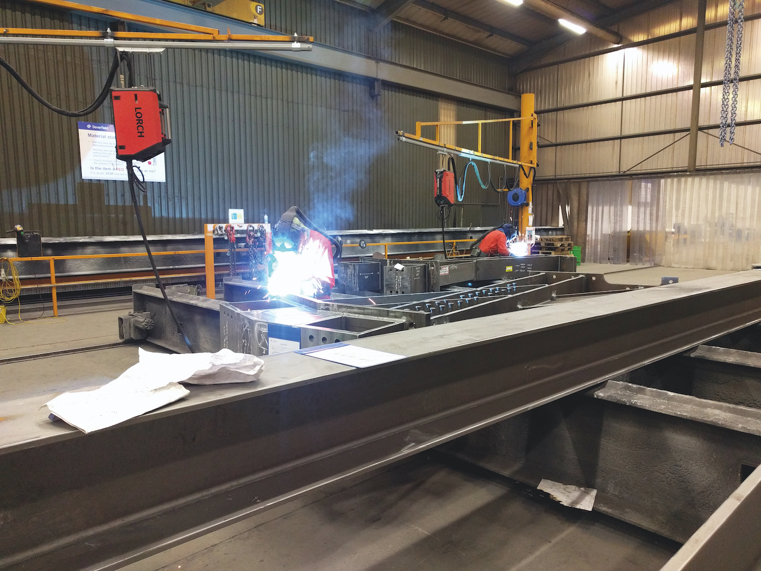 External steel columns