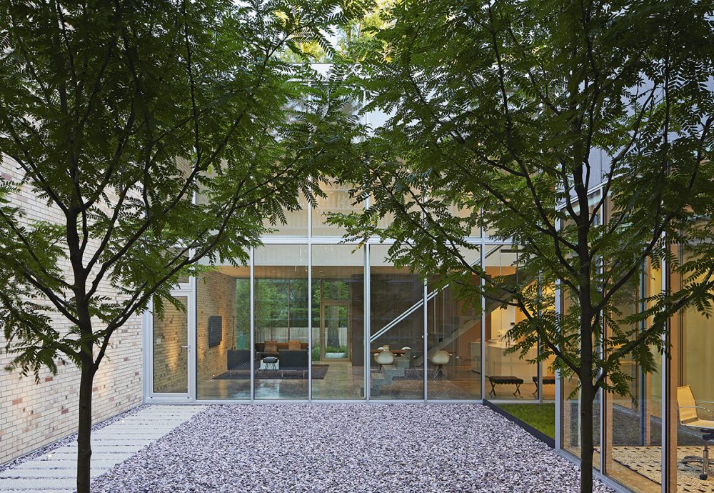 Photo of a gravel courtyard